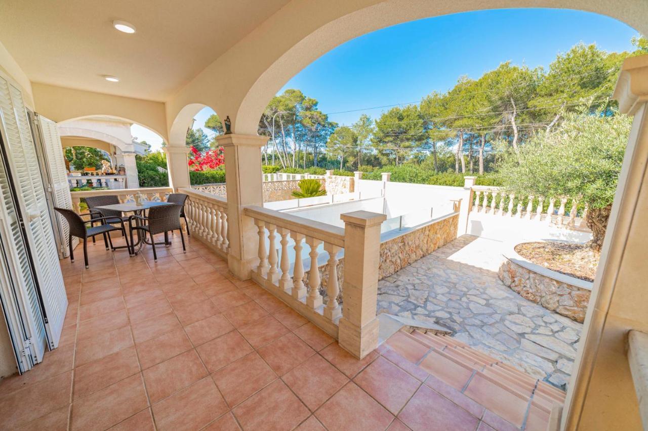 Benestar Pool And Beach In Platja De Muro Villa Exteriör bild